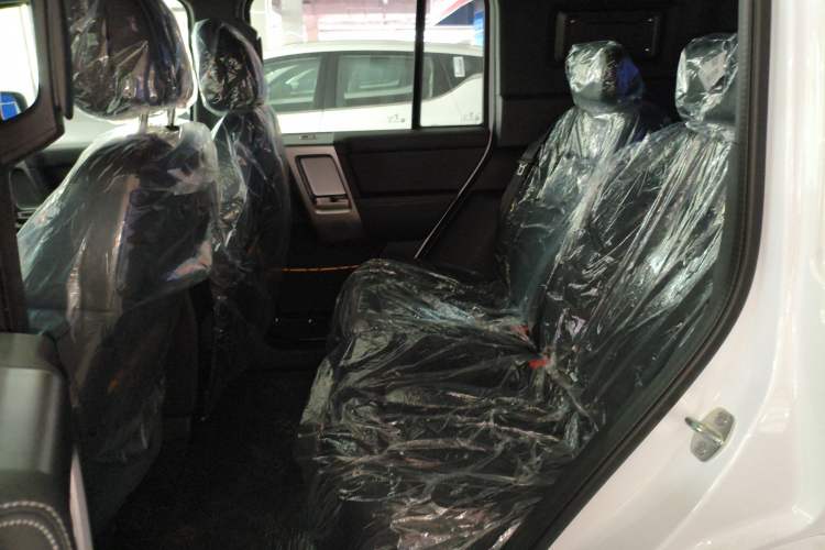 Used  V23 2025 401 Two-Wheel Drive Advanced Edition