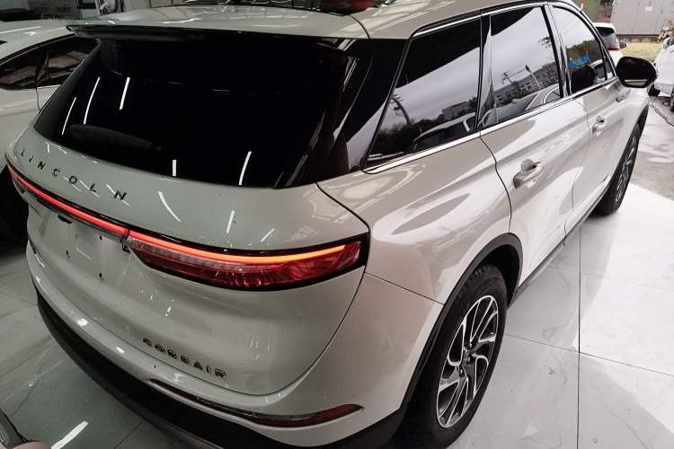 Used Lincoln Corsair 2022 2.0T Two-Wheel Drive Deluxe Edition