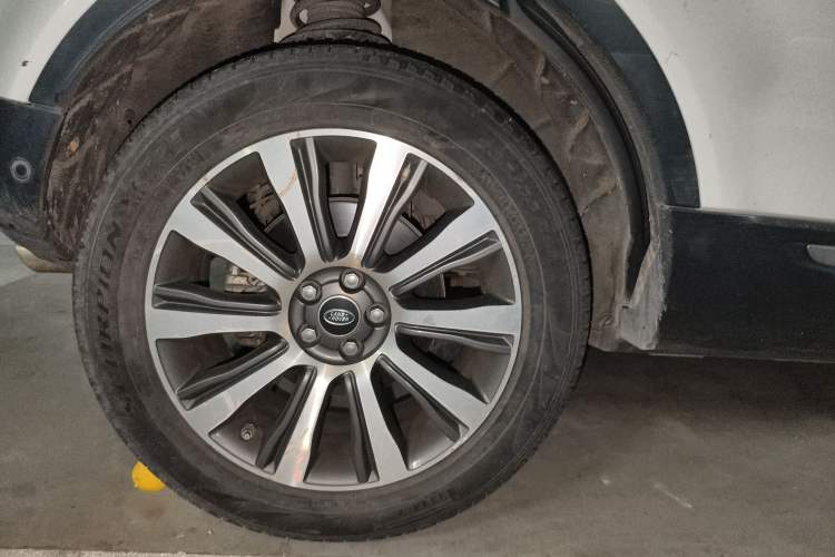 Used Land Rover Range Rover Evoque 2018 240 PS SE Smart Brilliance Edition
