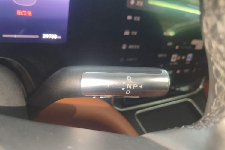 Used Hima AITO M9 2024 All-Electric Max Version 100 kWh 6-Seater
