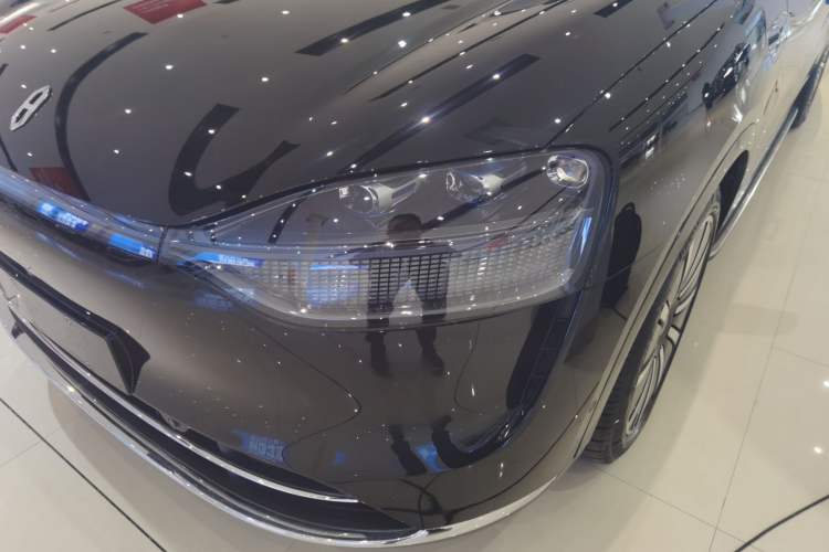 Used Hima AITO M9 2024 Range-Extended Ultra Version 42 kWh 6-Seater Model
