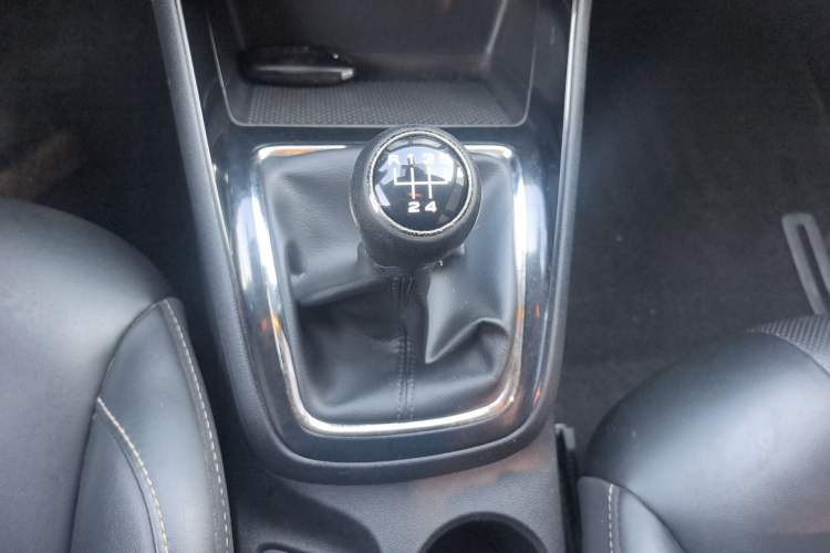Used Roewe i5 2020 1.5L Manual 4G Connect Leehao Flagship Edition
