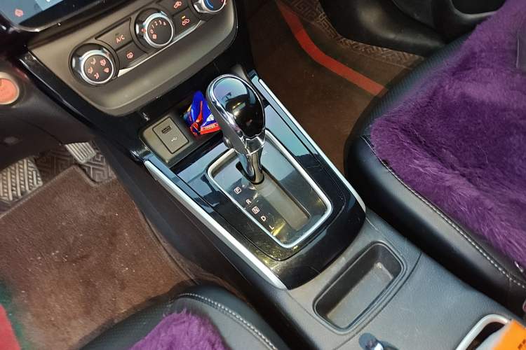 Used Nissan Sylphy 2019 1.6XV CVT Smart Connect Luxury Edition China VI Standard