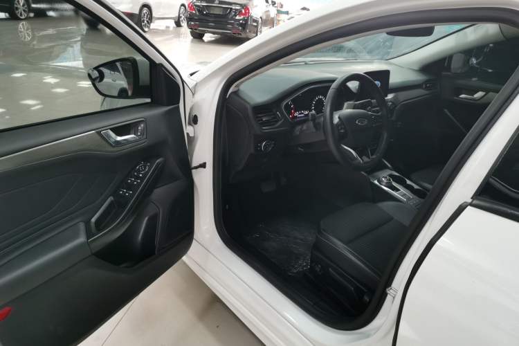 Used Ford Focus 2020 Hatchback EcoBoost 180 Automatic Trend Edition