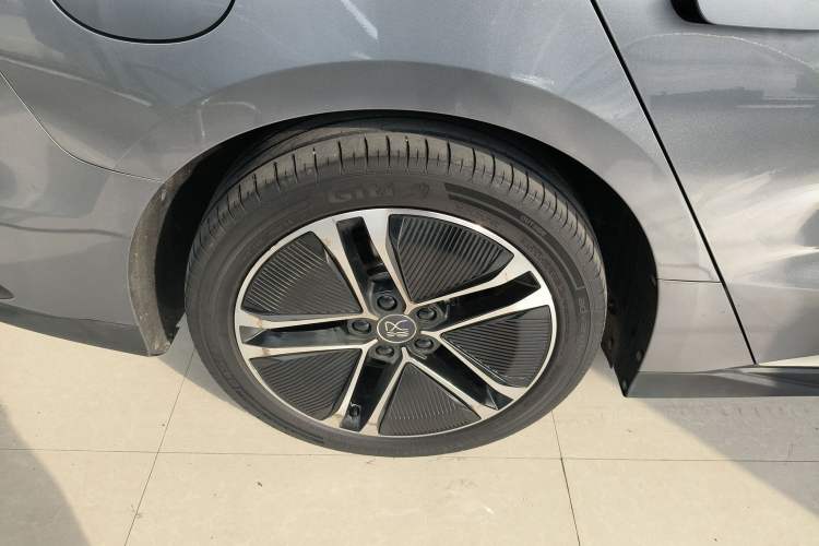 Used BYD Han 2023 EV Champion Edition 605KM Front-Drive Premium Model
