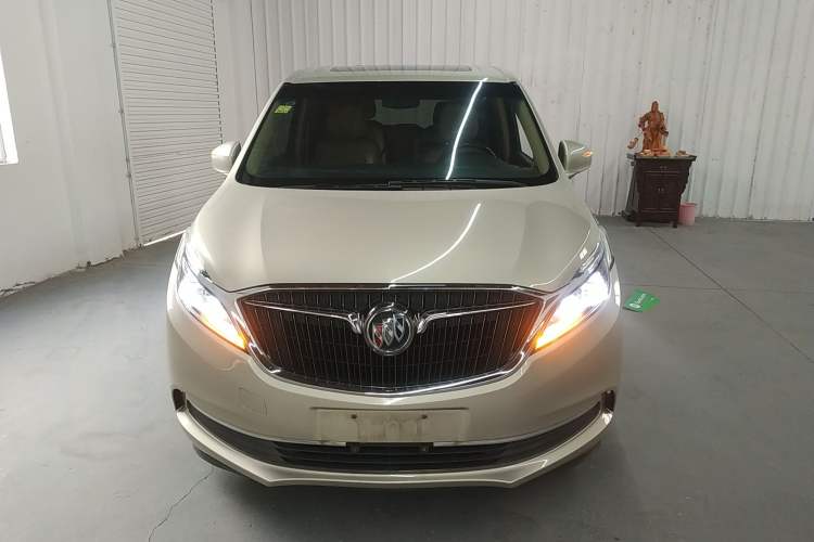 Used Buick GL8 2018 ES 28T Premium Model China VI Standard
