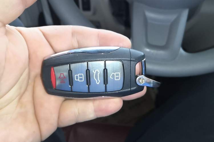 Used ORA White Cat 2020 305 km Luxury Version
