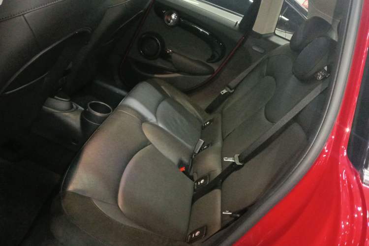 Used  MINI 2021 1.5T COOPER Artist Five-Door Edition
