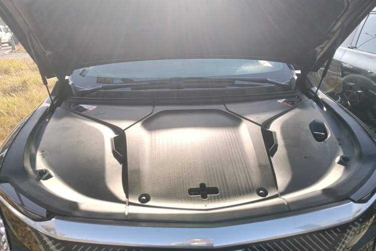 Used Cadillac OPTIQ 2024 Standard Range Version
