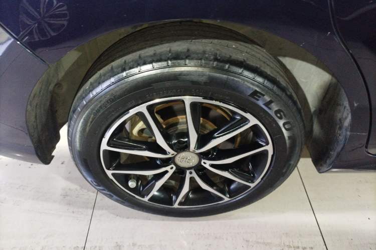 Used BYD Song MAX 2017 1.5T Automatic Smart Connect Luxury 7-Seater
