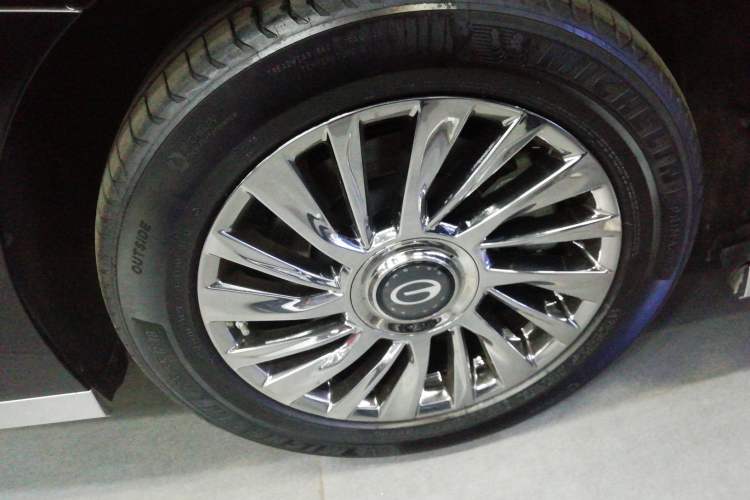 Used GAC Trumpchi M8 2023 Zongshi Series Dual-Motor Flagship Edition