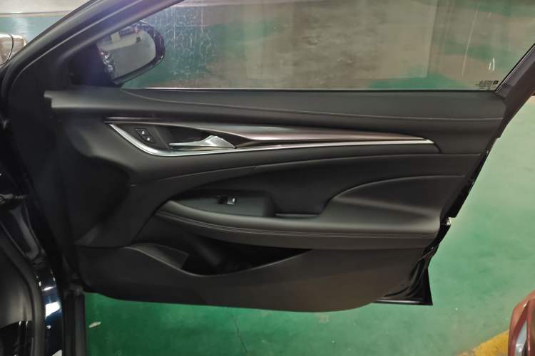 Used Buick LaCrosse 2019 28T Luxury Model
