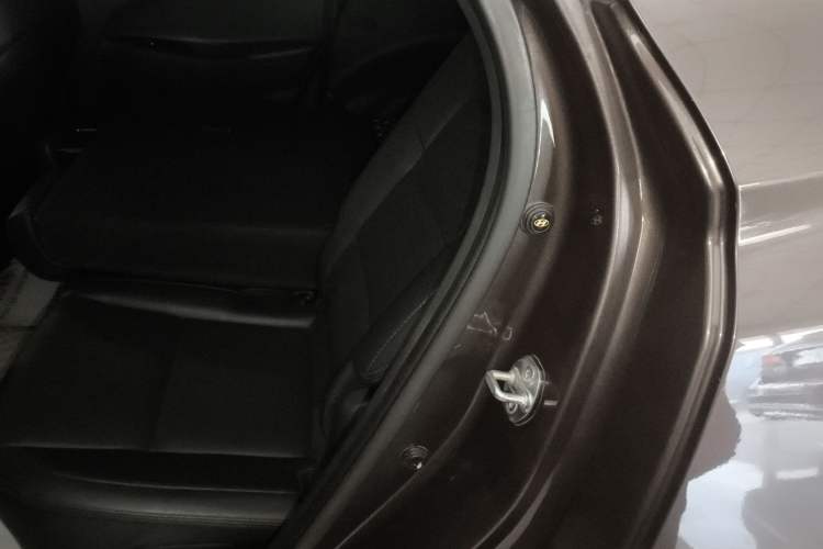 Used Hyundai Tucson 2018 1.6T Dual-Clutch Two-Wheel Drive 15th Anniversary Special Edition