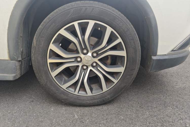 Used Mitsubishi Outlander 2018 2.4L 4x4 Elite Edition 5 Seats
