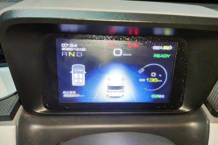 Used Wuling Hongguang MINIEV 2022 GAMEBOY 200km Play Edition with Lithium Iron Phosphate
