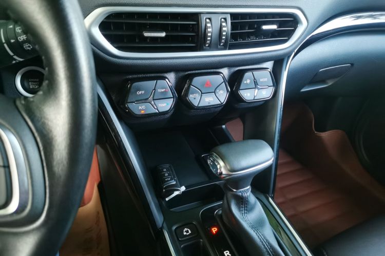 Used GAC Trumpchi GS4 2018 235T Automatic Two-Wheel Drive Luxury Smart Connectivity Millionth Anniversary Edition
