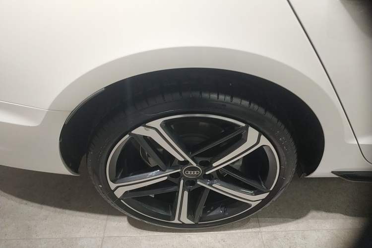 Used Audi A4L 2024 40 TFSI Luxury Dynamic Edition