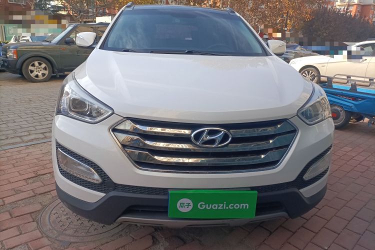 Used Hyundai Santa Fe 2013 2.4L Automatic Two-Wheel Drive Smart Version