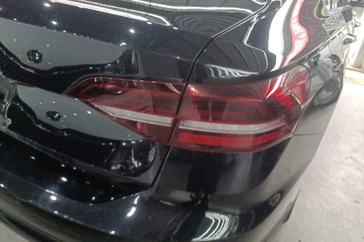 Used Volkswagen Lavida 2021 280TSI DSG Luxury Edition
