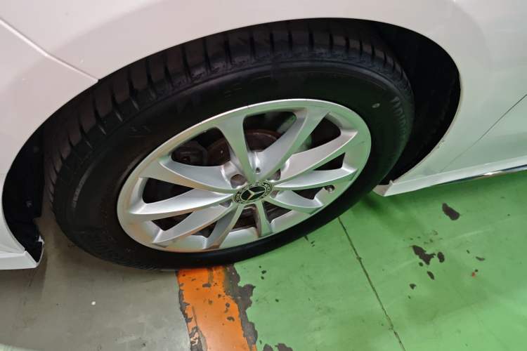 Used Mercedes-Benz A-Class 2020 Restyled A 200 L Sport Sedan Fashion Version
