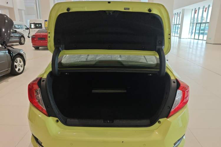 Used Honda Civic 2019 220TURBO CVT Dynamic Edition China V
