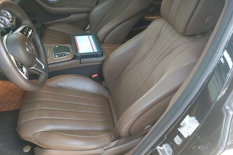 Used Mercedes-Benz E-Class 2020 Restyled E 300 L Exclusive Edition
