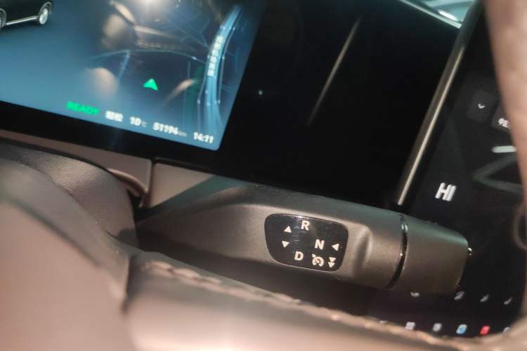 Used Leapmotor C11 2024 Range-Extended 300 Luxury Edition
