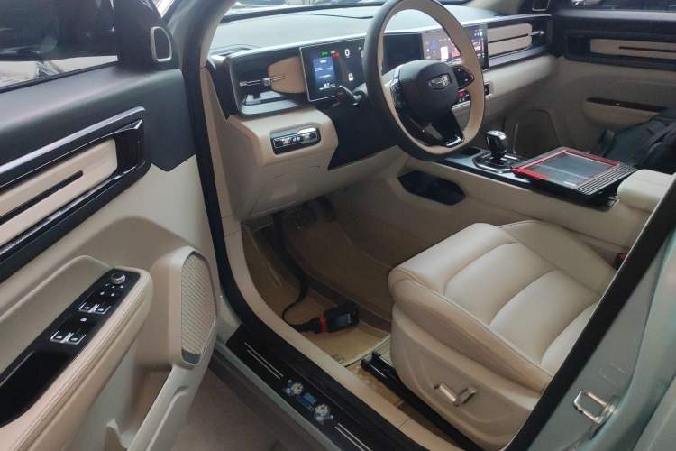 Used Geely Auto icon 2023 1.5TD Chocolate Smoothie Edition
