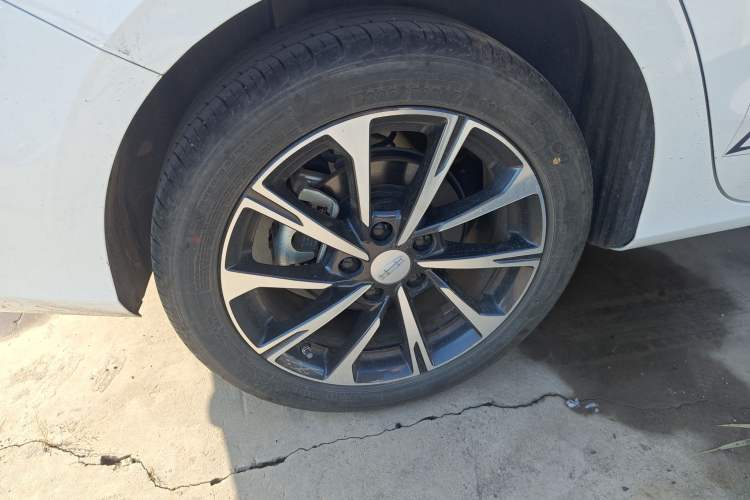 Used Geely Auto Emgrand 2025 4th Generation 1.5L CVT Flagship Version