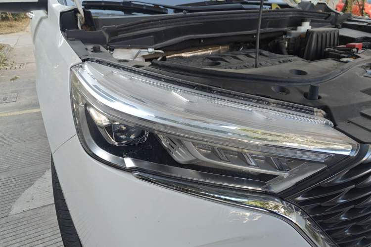 Used Haval M6 2021 PLUS 1.5T DCT Luxury Smart Connectivity Model
