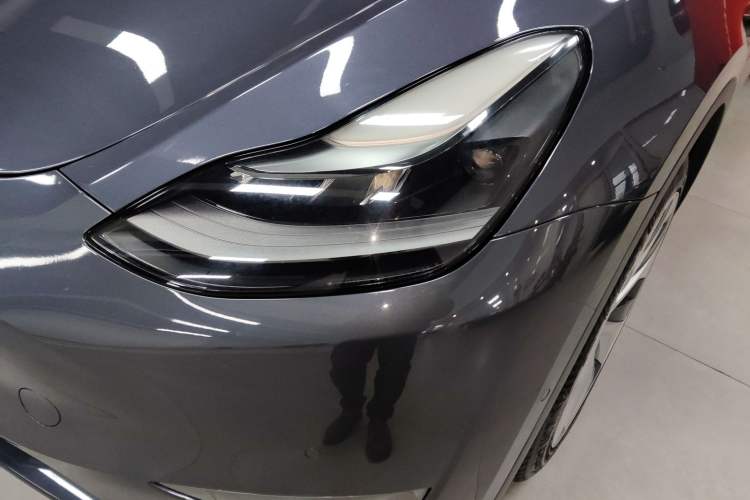 Used Tesla Model Y 2021 Long-Range All-Wheel-Drive Version