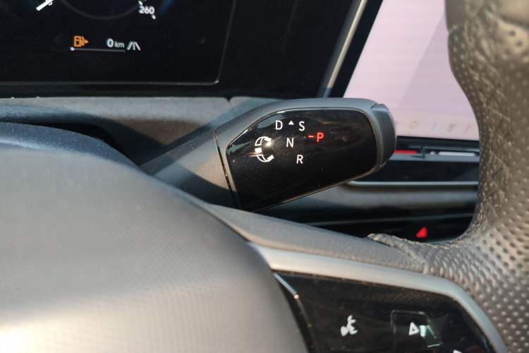 Used Volkswagen Tiguan L 2024 PRO 380TSI Four-Wheel Drive R-Line Prestige Edition
