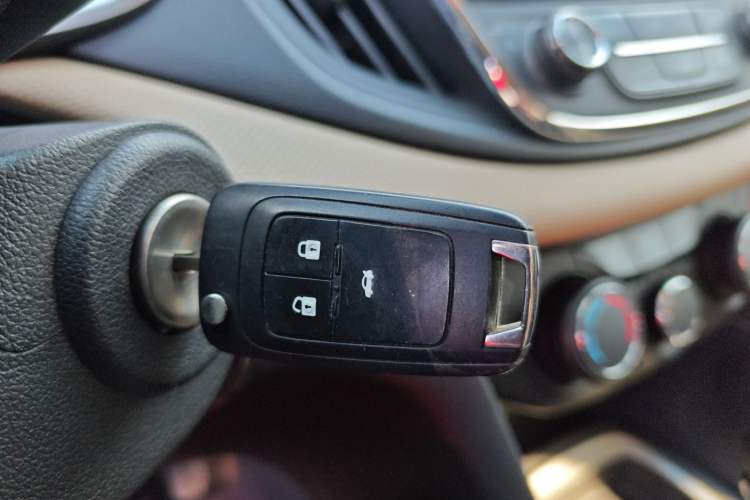 Used Chevrolet Monza 2020 320 Automatic Enjoyment Edition
