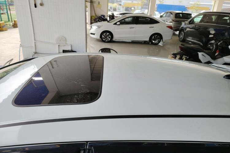 Used Honda Fit 2016 1.5L LXS CVT Comfort Sunroof Version
