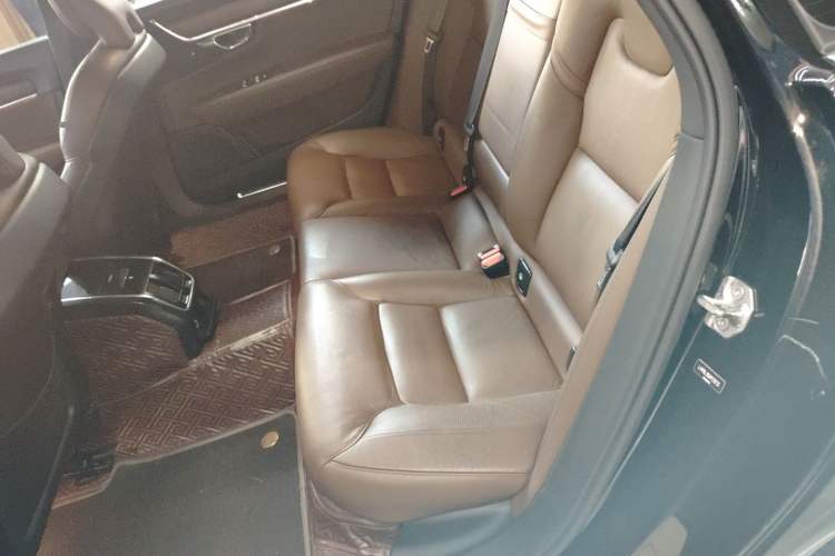 Used Volvo S90 2021 B5 Zhiyuan Luxury Edition
