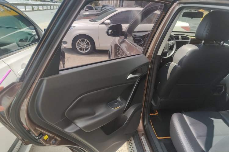 Used MG GS 2015 2.0TGI TST Luxury Edition
