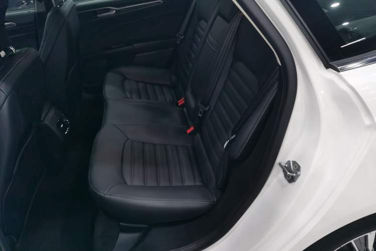 Used Ford Mondeo 2020 EcoBoost 200 Luxury Model
