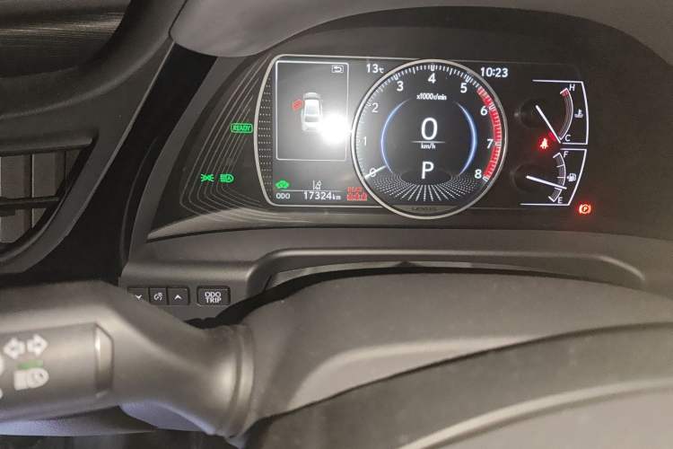 Used Lexus ES 2022 300h Excellence Edition
