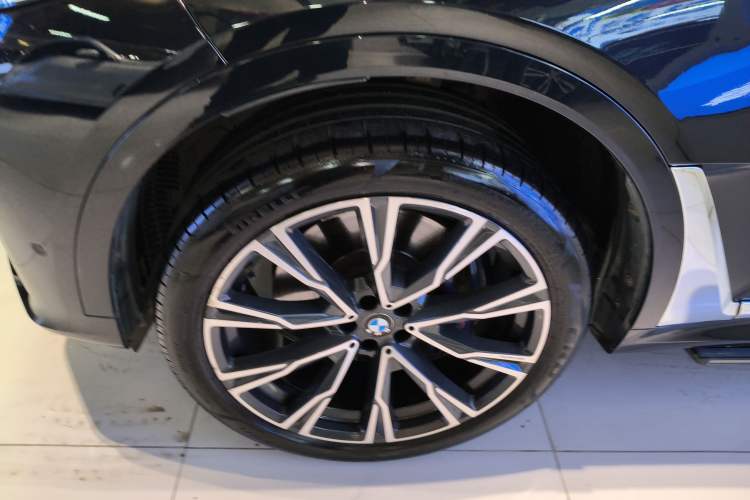 Used BMW X7 2019 xDrive40i Executive Model M Sport Package