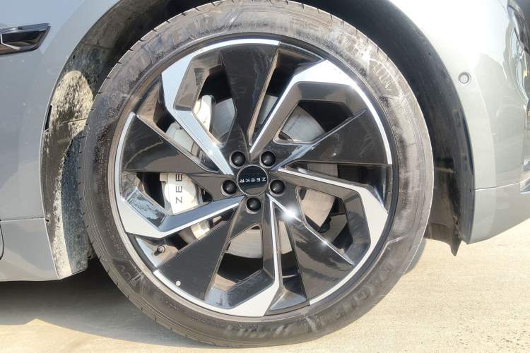 Used Zeekr 001 2022 Ultra-Long Range Dual-Motor ME Version
