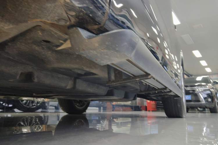 Used Toyota Highlander 2023 2.5L Smart Electric Hybrid Dual-Motor All-Wheel-Drive Luxury 7-Seater
