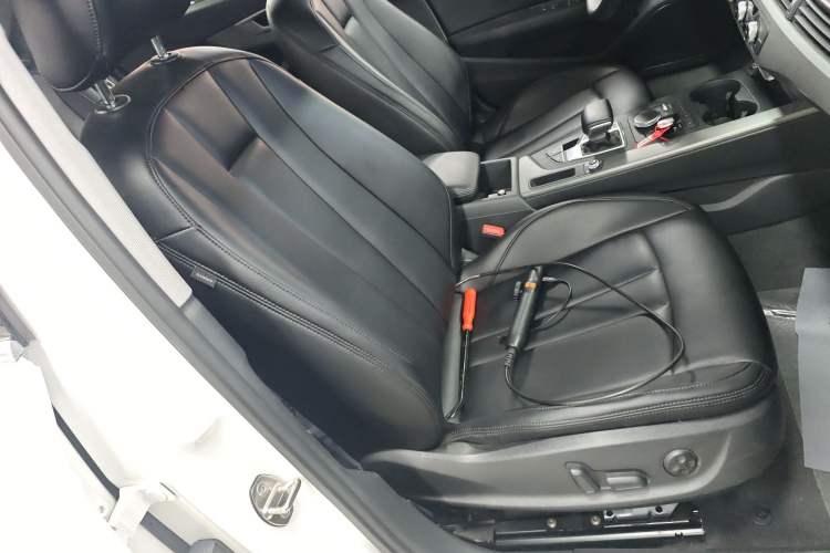 Used Audi A4L 2019 40 TFSI Ambition China VI
