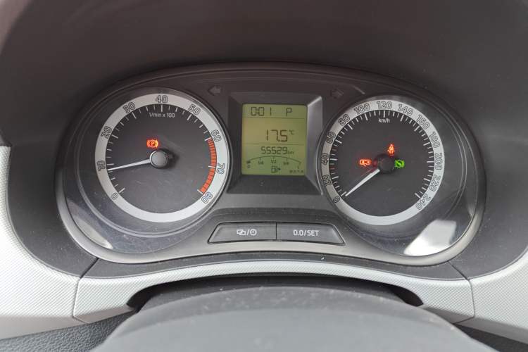 Used Skoda Fabia 2017 1.4L Automatic Car Enjoy Edition
