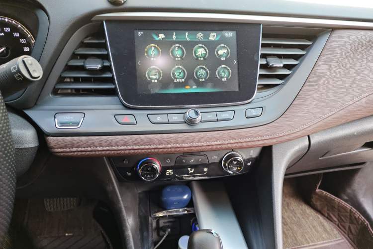 Used Buick GL6 2018 18T 6-Seater Prestige Model