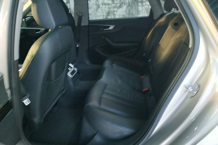 Used Audi A4L 2017 40 TFSI Fashion Model
