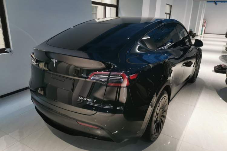 Used Tesla Model Y 2022 Rear-Wheel-Drive Version
