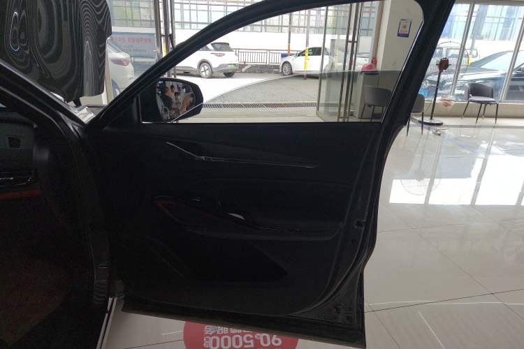 Used Changan X5 PLUS 2024 1.5T DCT Excellence Edition
