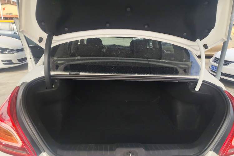 Used Peugeot 308 2014 Enjoyment Edition Classic 1.6L Automatic Fashion Model