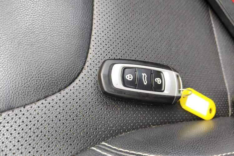 Used Geely Auto Vision X3 2017 1.5L Automatic Prestige Model