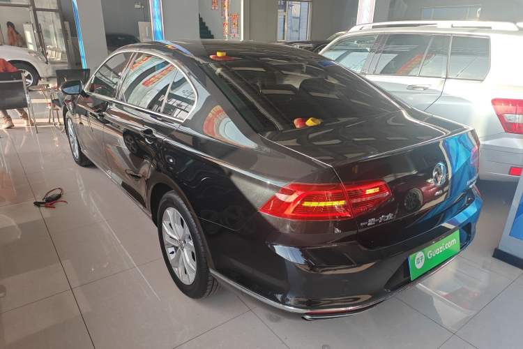 Used Volkswagen Magotan 2018 Facelift 330TSI DSG Luxury Model
